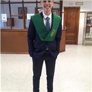 Me considero una persona responsable y puntual con disponibilidad horaria.Puedo adaptarme a cada alumno según sus y paciente, proactivo y tengo ganas de enseñar